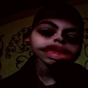 Meet your Posher, Avery